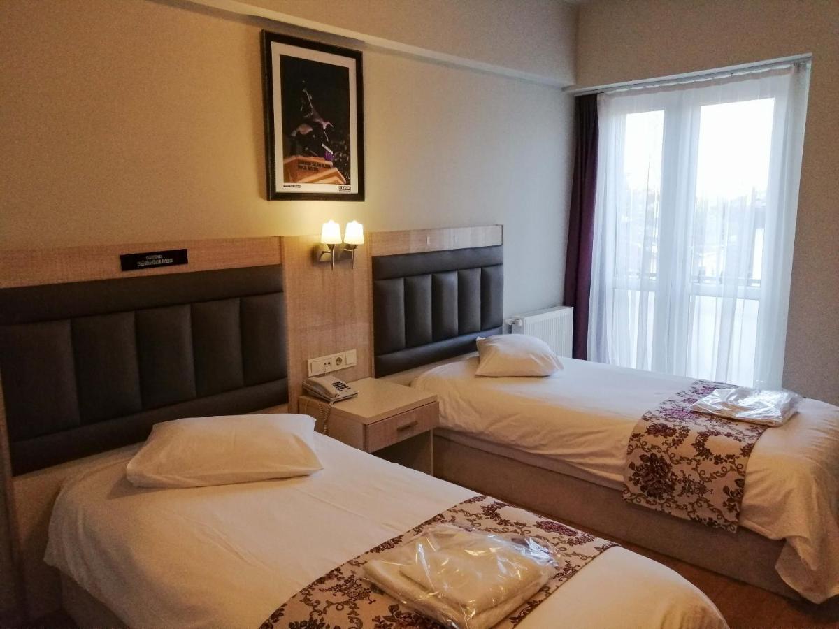 Bolu Grand Koeroglu Otel Екстериор снимка